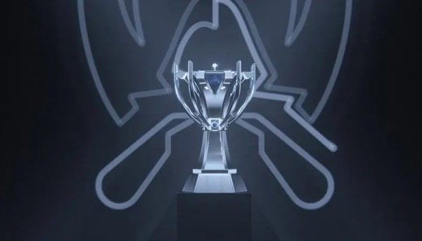 武汉eStarPro人事变动公告：易征正式挂牌交易