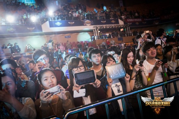 里程碑： Weibo Gaming 上单选手 Breathe 达到第500次 LPL 出场